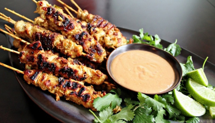 Grilled meat skewers are a specialty in Kuala Lumpur